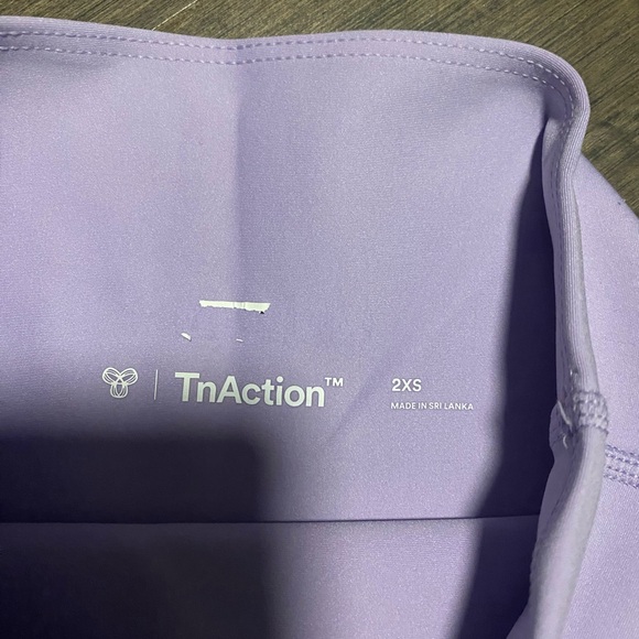 Aritzia lilac shorts 1.5” length TNAction - Picture 4 of 4